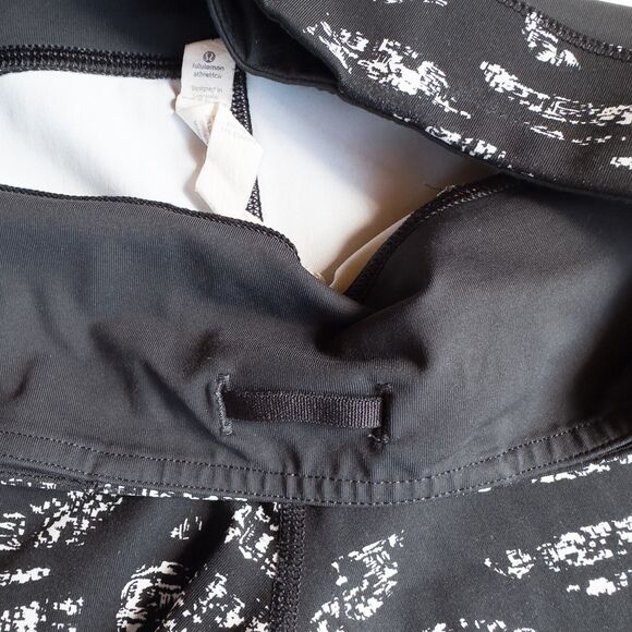 Lululemon Inspire Tight II Graf Black White/Black  7/8 Legging Womens 4 W5LFHS - Picture 11 of 16